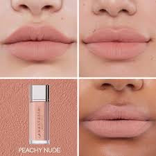 mousse de labios Peachy Nude aterciopelada con pigmento completo, ligero, color verdaderamente mate,